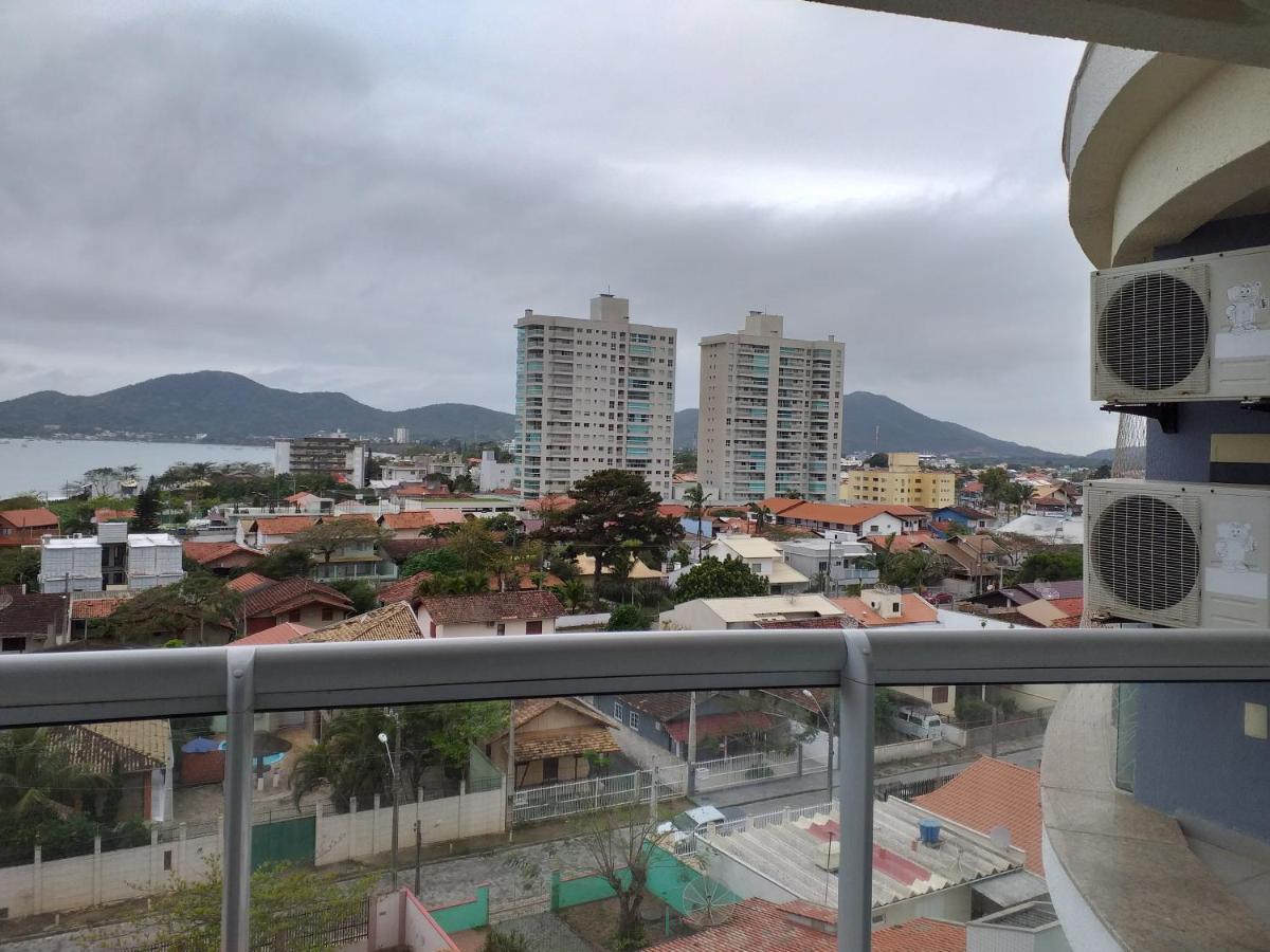 Apartamento Familia Santos ペーニャ エクステリア 写真